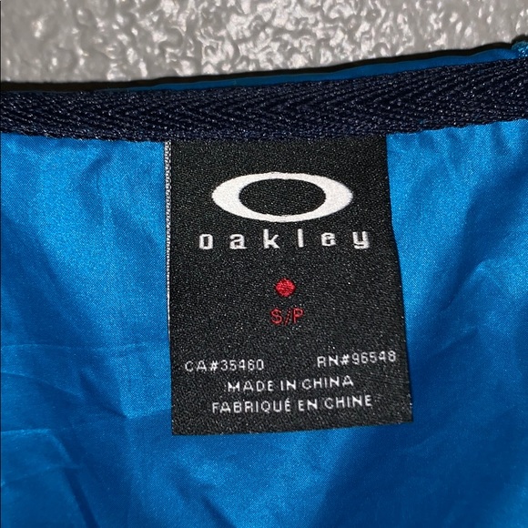 Oakley Windbreaker - Picture 2 of 2